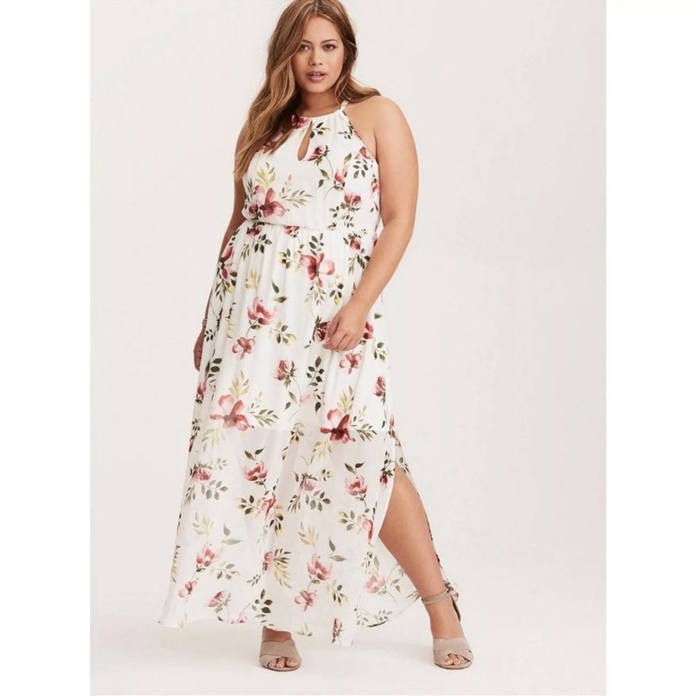 Torrid NWT white floral maxi dress